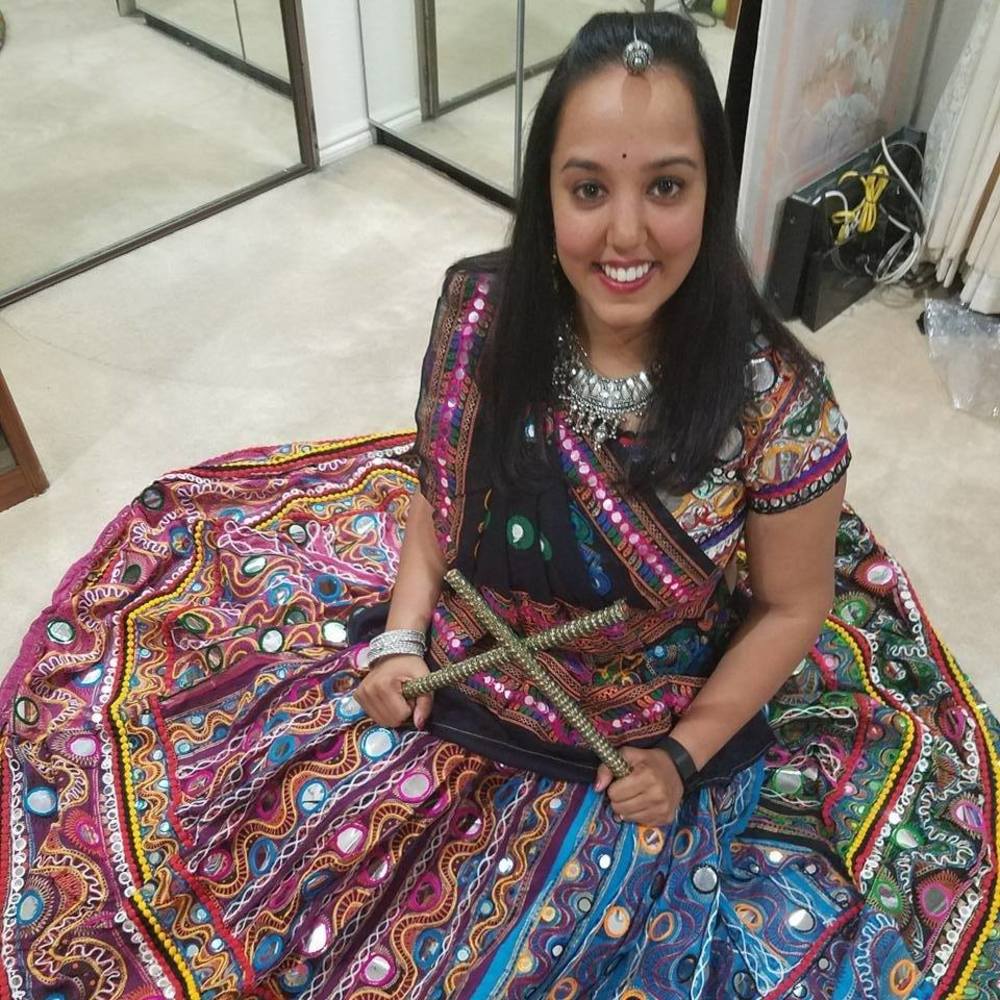 Meet your Posher, Komal